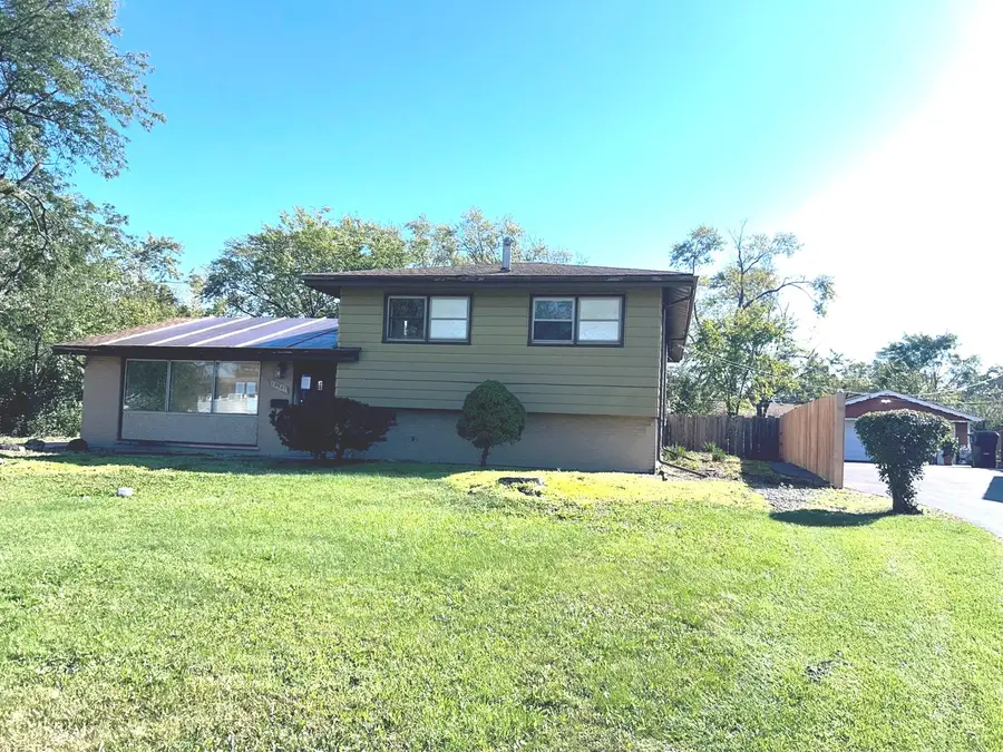 18941 Loretto Lane, Country Club Hills, IL 60478 - #2
