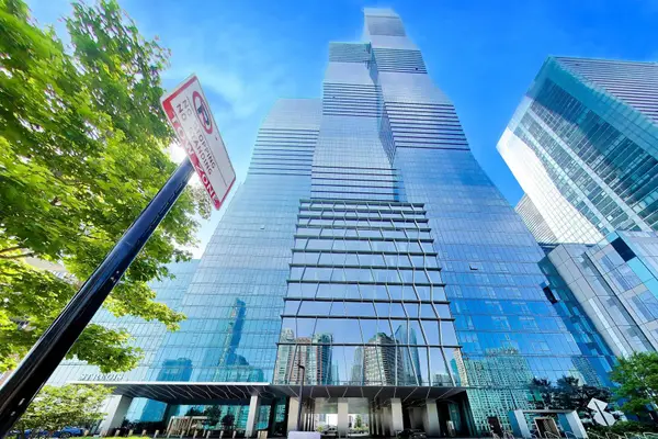 363 E Wacker Drive #5401, Chicago, IL 60601