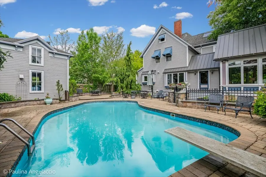 135 W Lake Street, Barrington, IL 60010 - #2