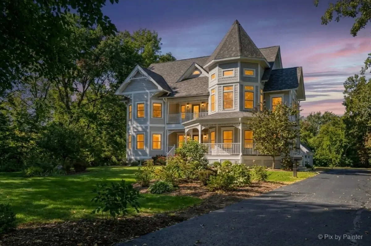 39W632 Bolcum Road, Saint Charles, IL 60175 - #1
