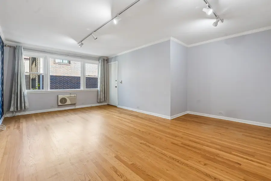 912 Hinman Avenue #2W, Evanston, IL 60202 - #2