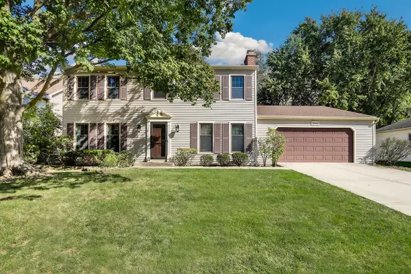 1860 Golf Drive, Naperville, IL 60565