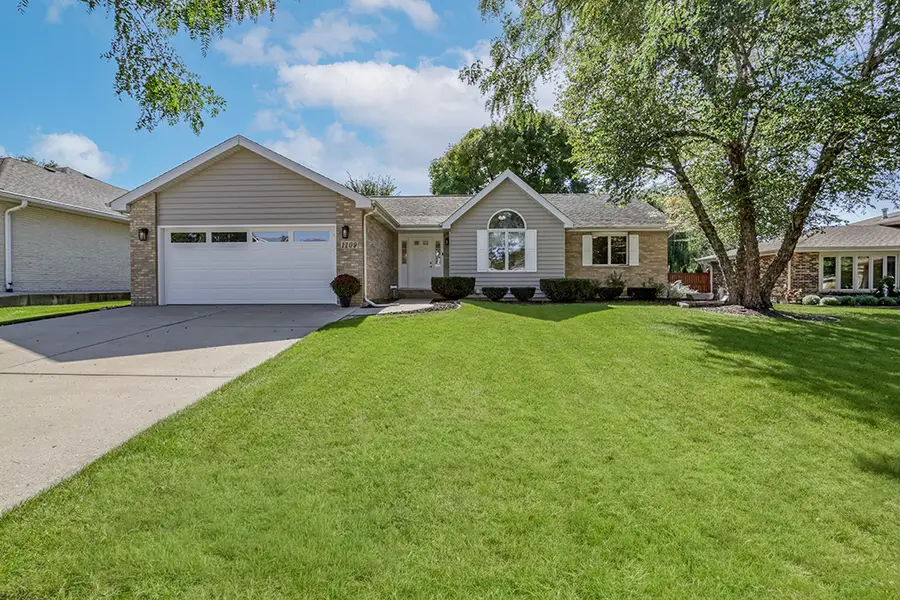 1109 Michael Street, Lockport, IL 60441 - #2