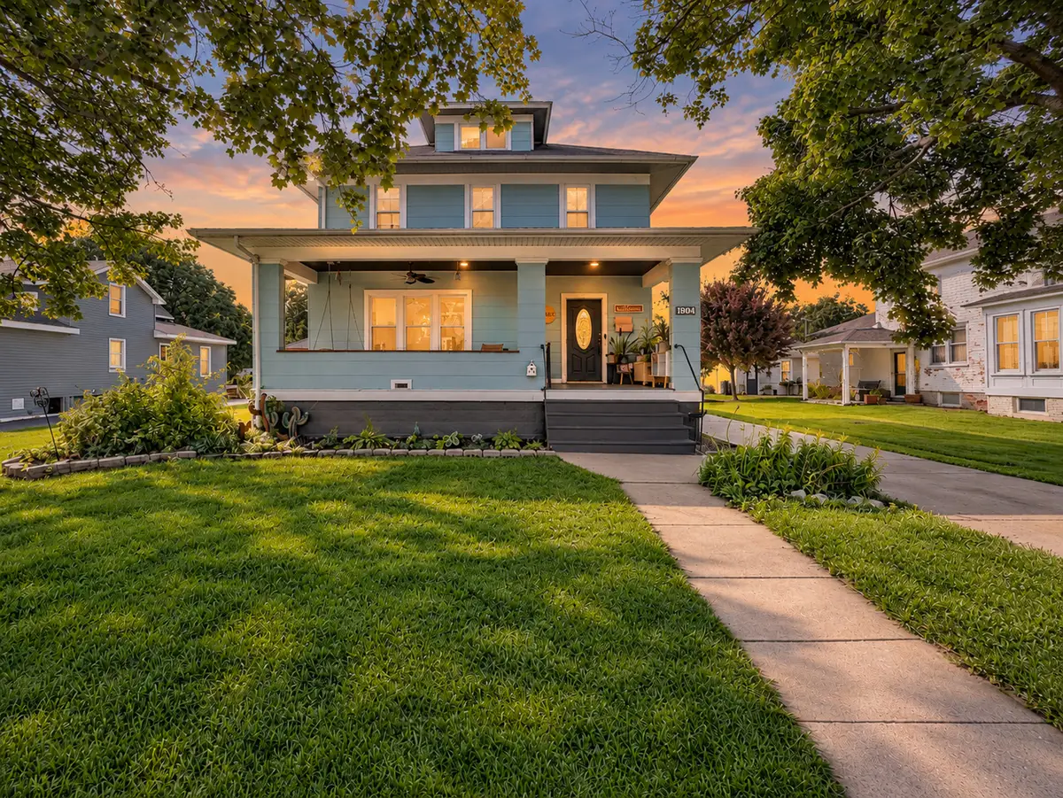 707 S Oakwood Avenue, Geneseo, IL 61254 - #1