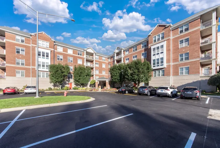 101 Pointe Drive #103, Northbrook, IL 60062 - #2