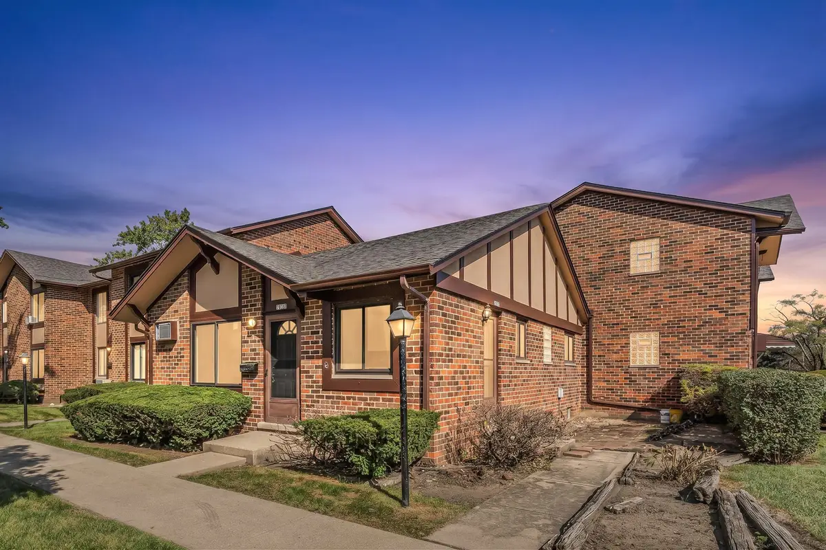 1S175 Winthrop Lane, Villa Park, IL 60181 - #1