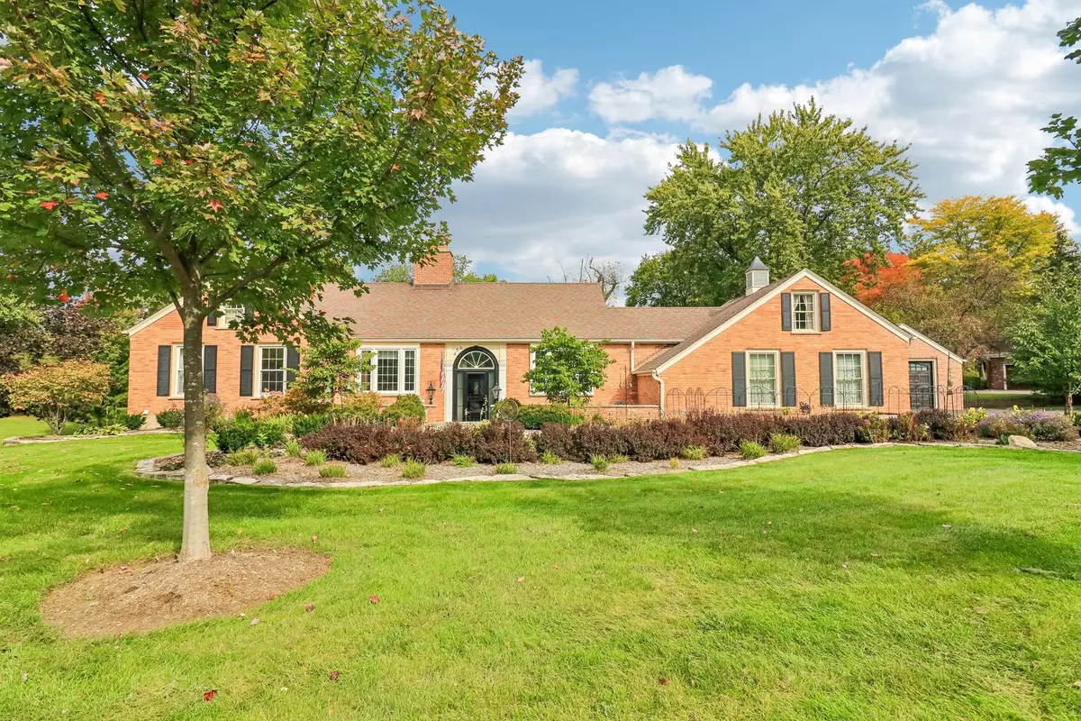 458 Pinewoods Drive, North Barrington, IL 60010 - #1