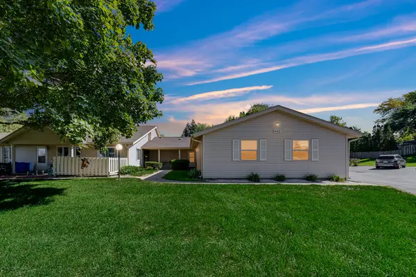 602 Devonshire Court, McHenry, IL 60050