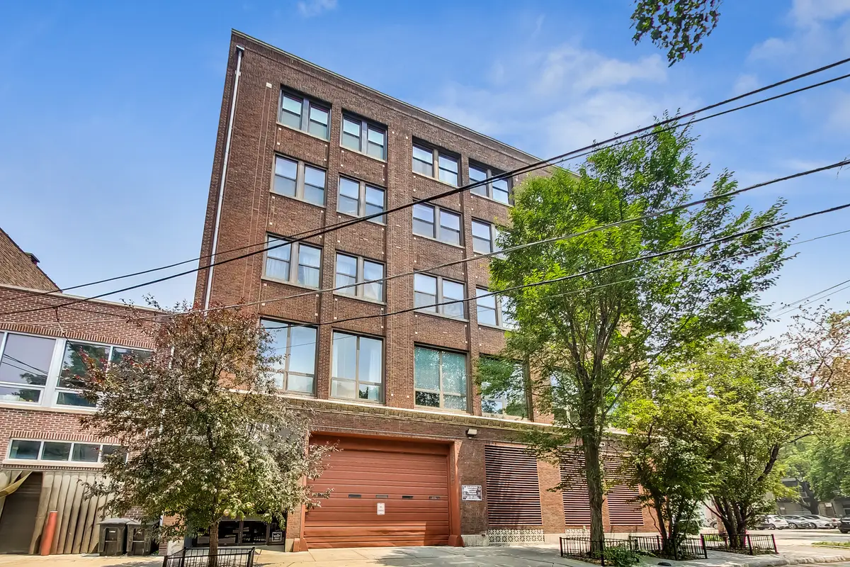 3323 N Paulina Street #4E, Chicago, IL 60657 - #1