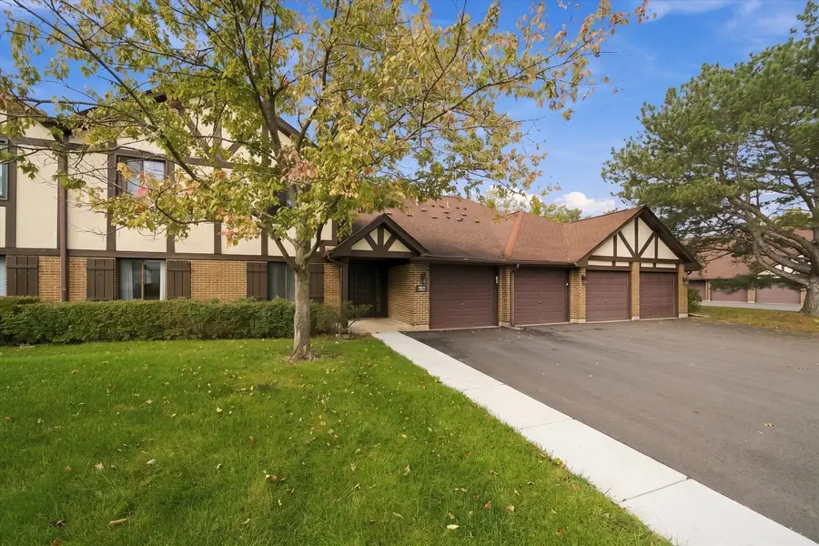 1074 Cornell Avenue #1A, Wheeling, IL 60090 - #2