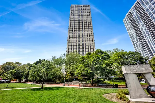 1960 N Lincoln Park West Avenue #408, Chicago, IL 60614