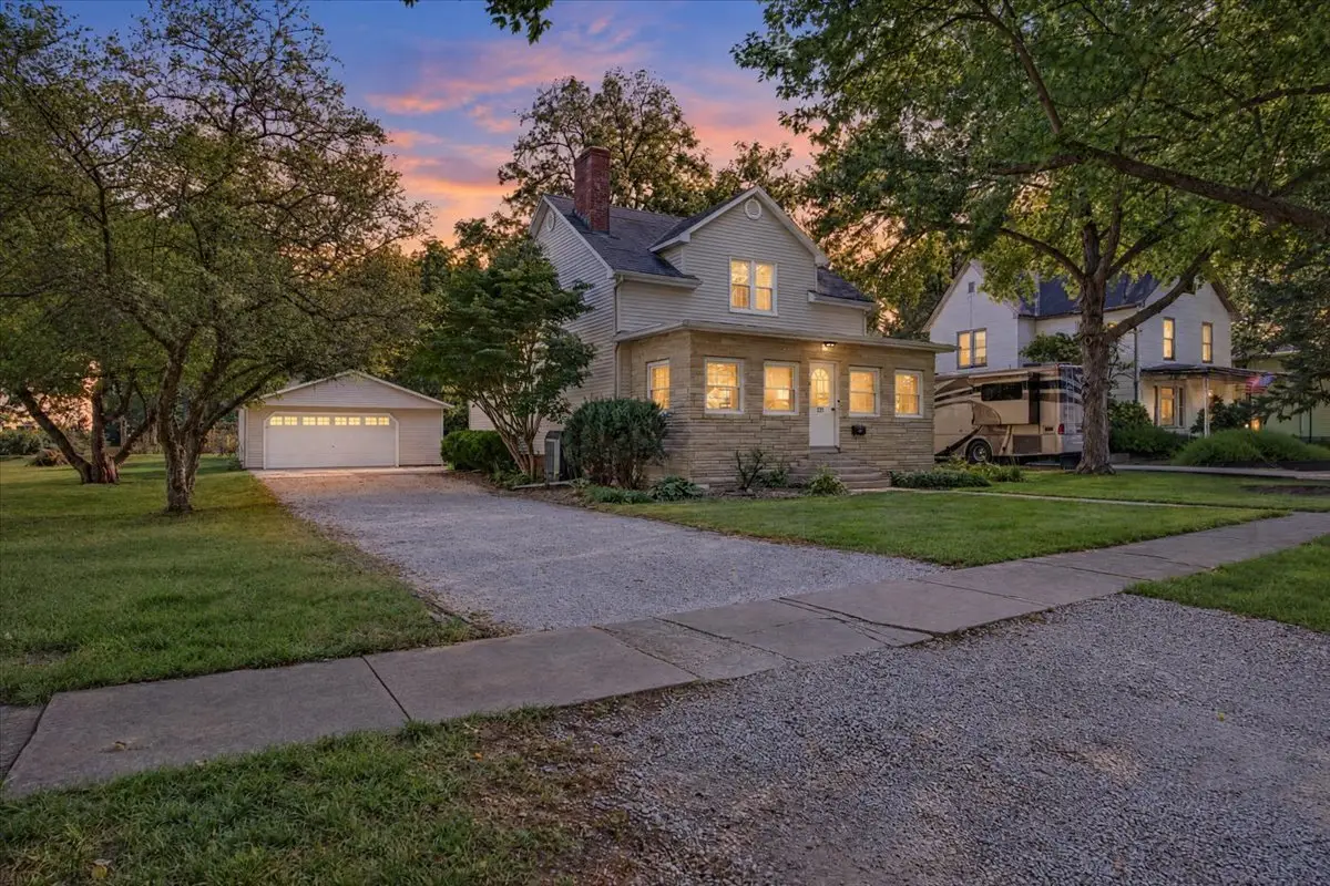 531 S 4th Street, Fairbury, IL 61739 - #1