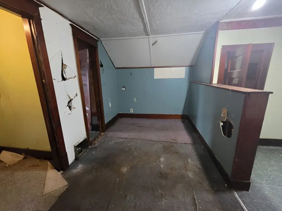 344 10th Street, Moline, IL 61265 - #3