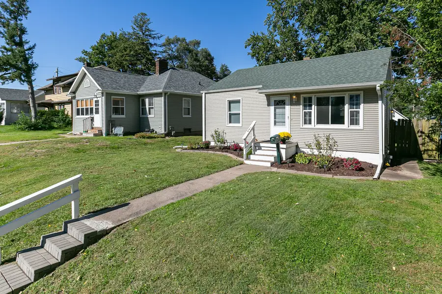 244 W 31st Street, Davenport, IA 52803 - #2
