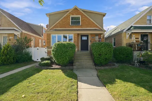 5704 S Oak Park Avenue, Chicago, IL 60638