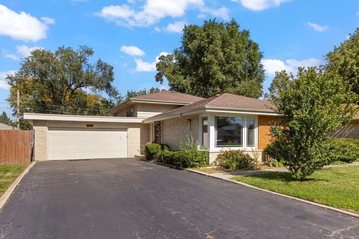 6908 W Edgewood Road, Palos Heights, IL 60463 - #1