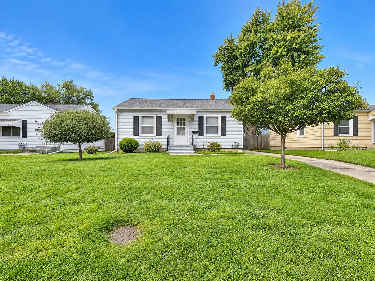 3228 25th Street, Rock Island, IL 61201 - #1