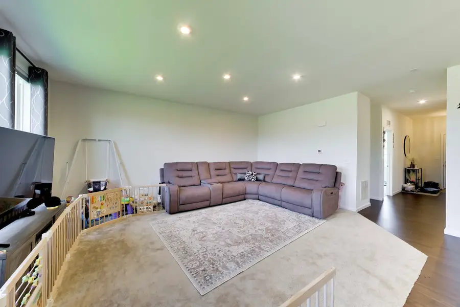 1398 Kessler Drive, Mundelein, IL 60060 - #2