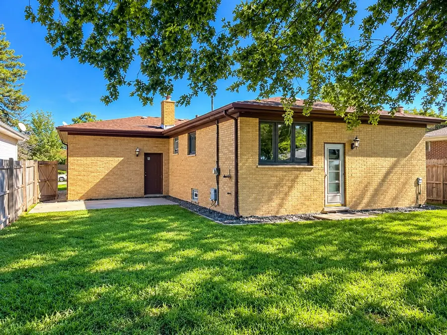 17034 Henry Street, Lansing, IL 60438 - #3