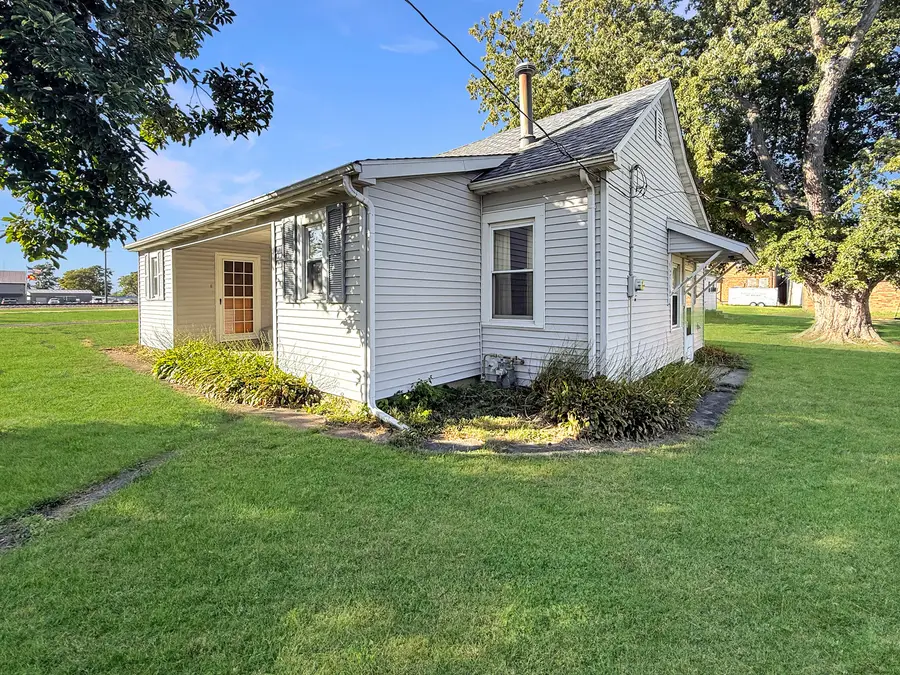 101 E Pera Street, Ludlow, IL 60949 - #3