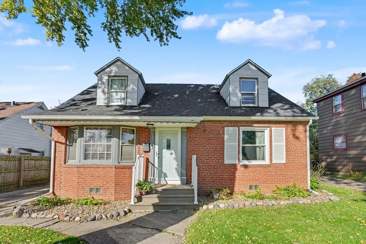 2342 24 1/2 Street, Rock Island, IL 61201 - #1
