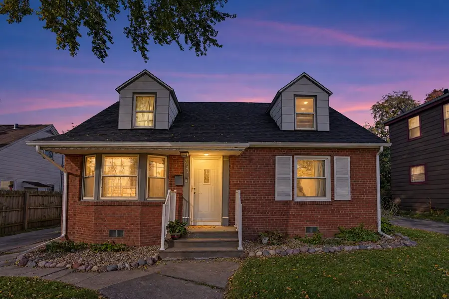 2342 24 1/2 Street, Rock Island, IL 61201 - #2