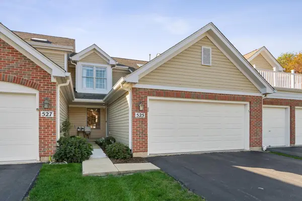 525 Bradbury Lane, Geneva, IL 60134