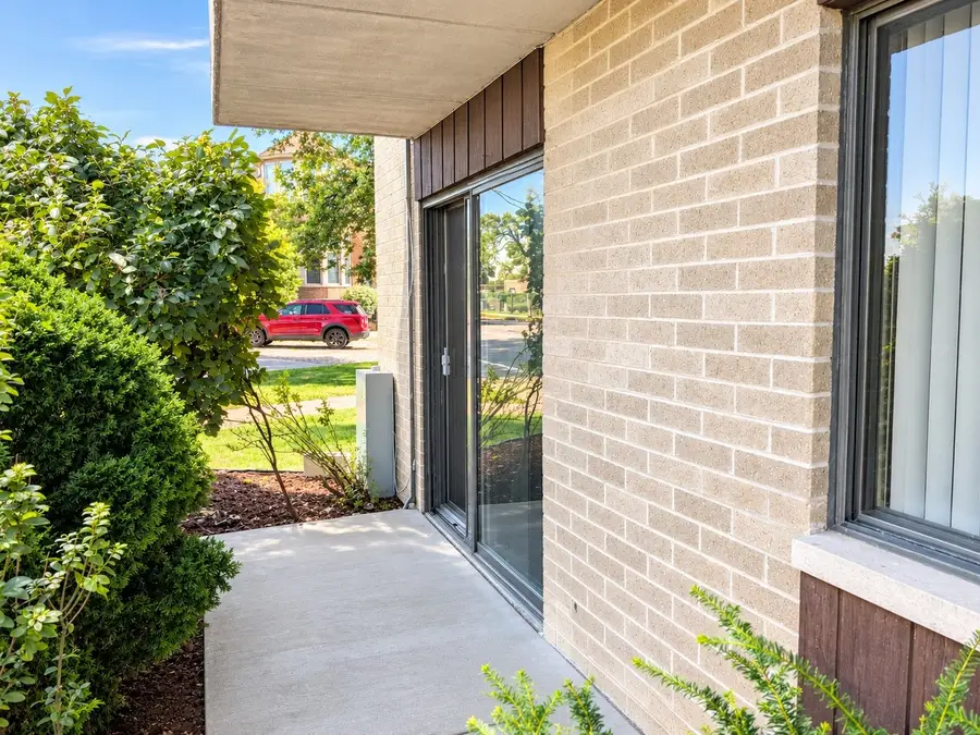 850 Des Plaines Avenue #101, Forest Park, IL 60130 - #2