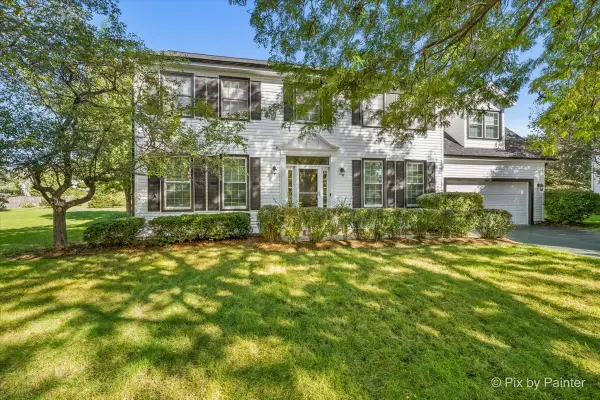 15 Castlerea Court, Cary, IL 60013