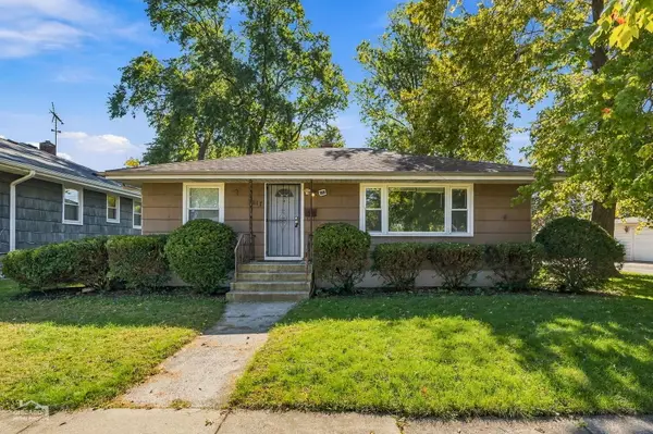 3617 Monroe Street, Lansing, IL 60438