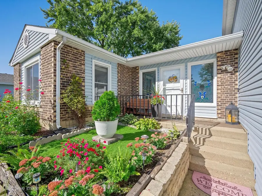 96 Brookside Drive, Glendale Heights, IL 60139 - #3