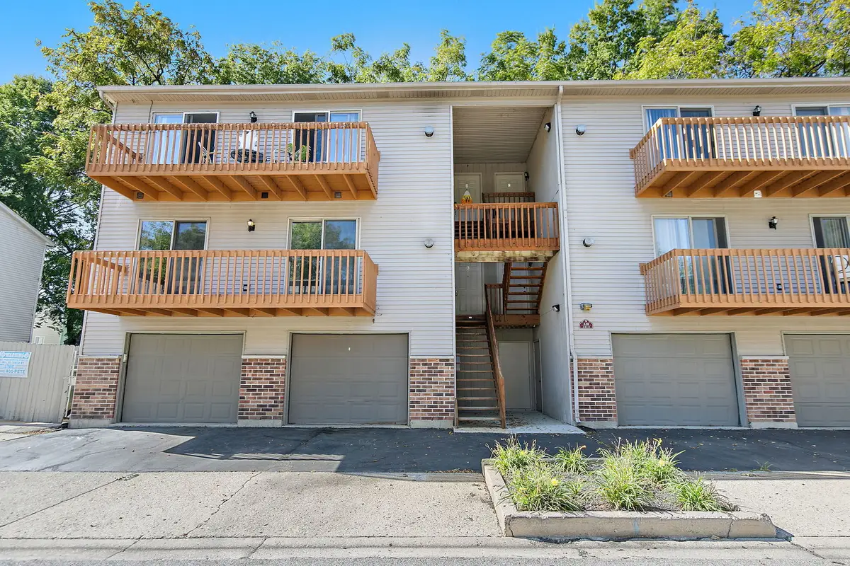 320 Woodridge Circle #B, South Elgin, IL 60177 - #1