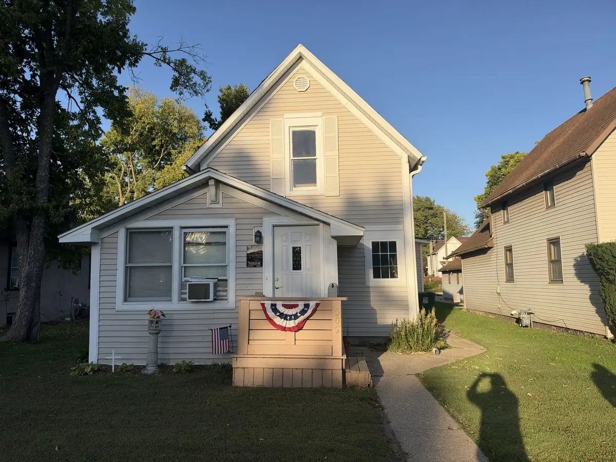 305 4th Avenue, Rock Falls, IL 61071 - #1