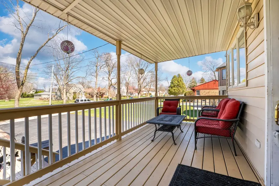 161 W Greenfield Avenue, Lombard, IL 60148 - #2