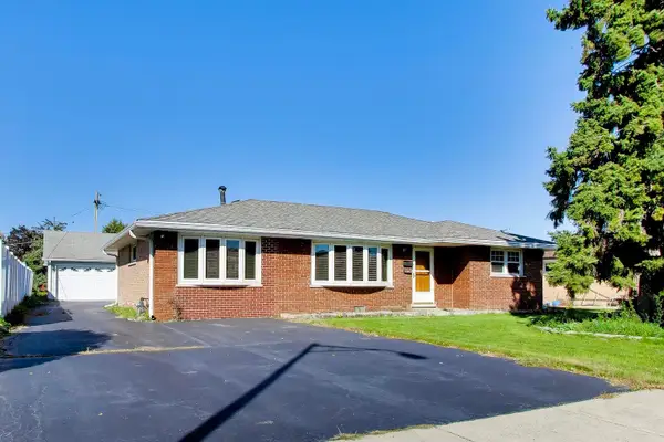 6544 W 84th Street, Burbank, IL 60459