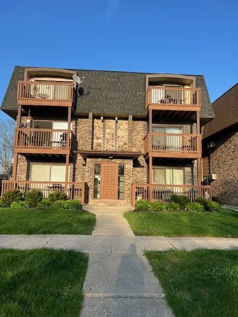 14747 Kenton Avenue #2A, Midlothian, IL 60445