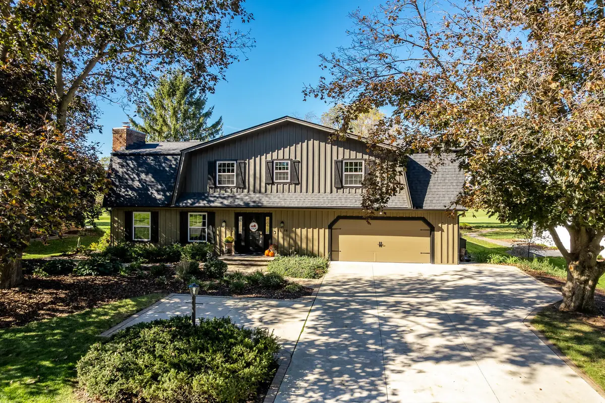 1158 Roxbury Road, Rockford, IL 61107 - #1