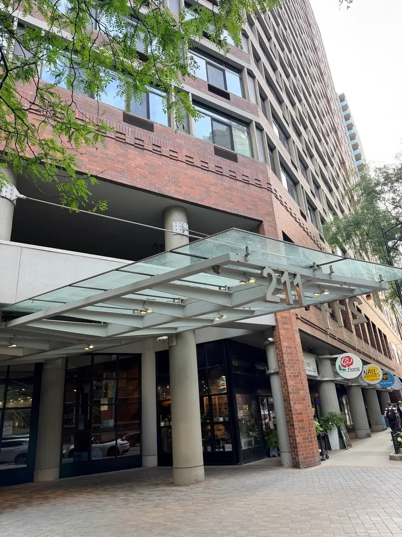 211 E Ohio Street #2706, Chicago, IL 60611 - #2