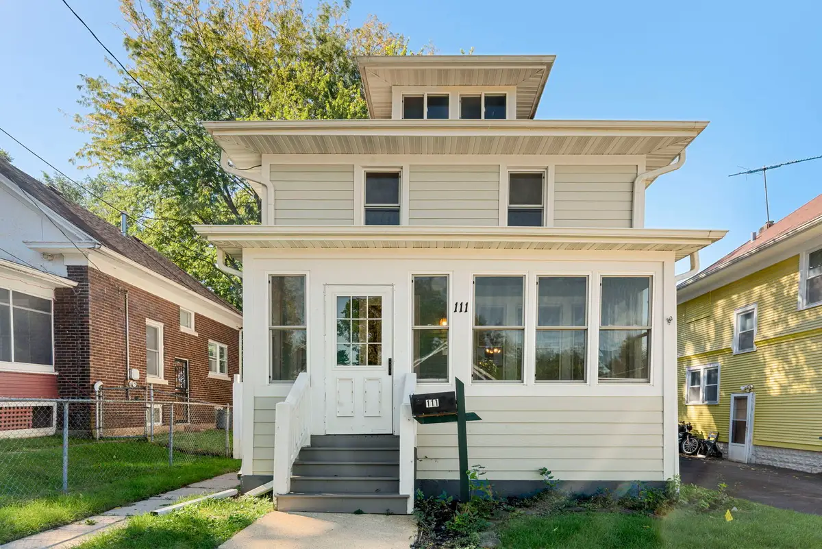 111 Warren Avenue, Aurora, IL 60505 - #1