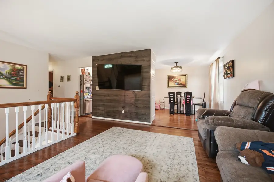 931 Bonniebrook Avenue, Mundelein, IL 60060 - #3