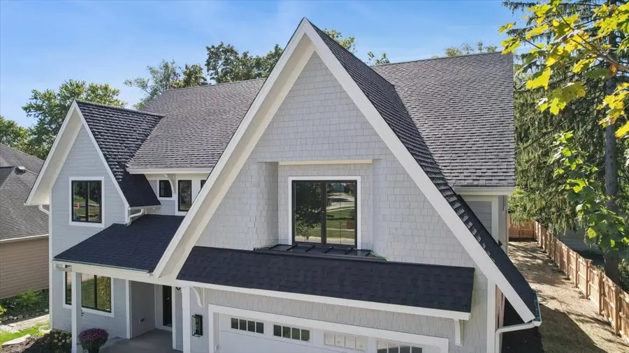 6 W Bauer Road, Naperville, IL 60563 - #3