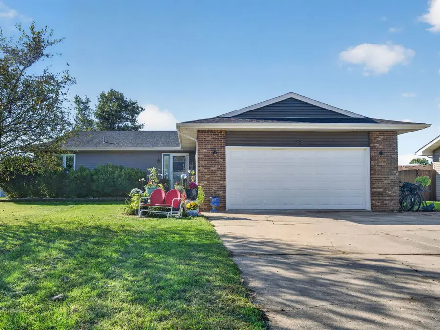 155 W Fox Street, Coal City, IL 60416 - #2