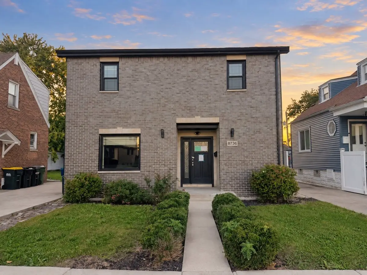 8736 S Richmond Avenue, Evergreen Park, IL 60805 - #1