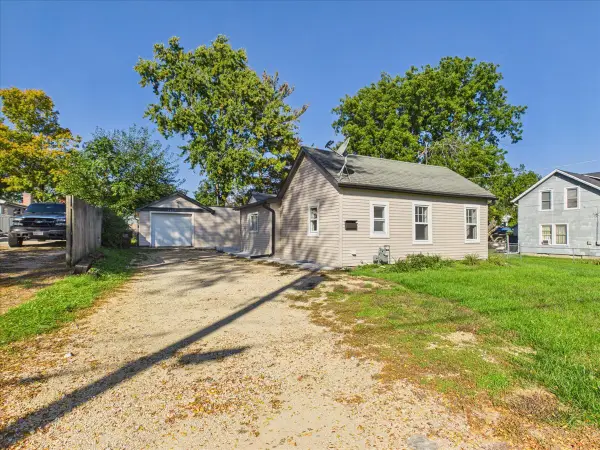1027 Garfield Avenue, Belvidere, IL 61008