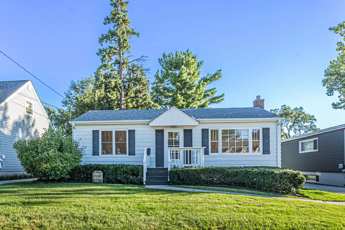 311 Elm Street, Glen Ellyn, IL 60137 - #1