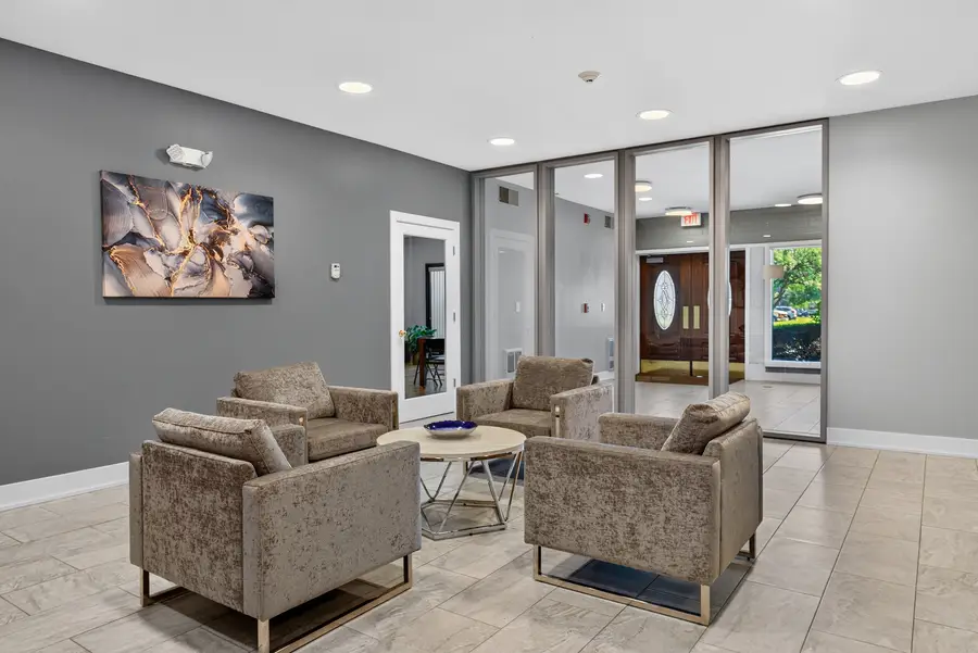 1795 Lake Cook Road #211, Highland Park, IL 60035 - #2