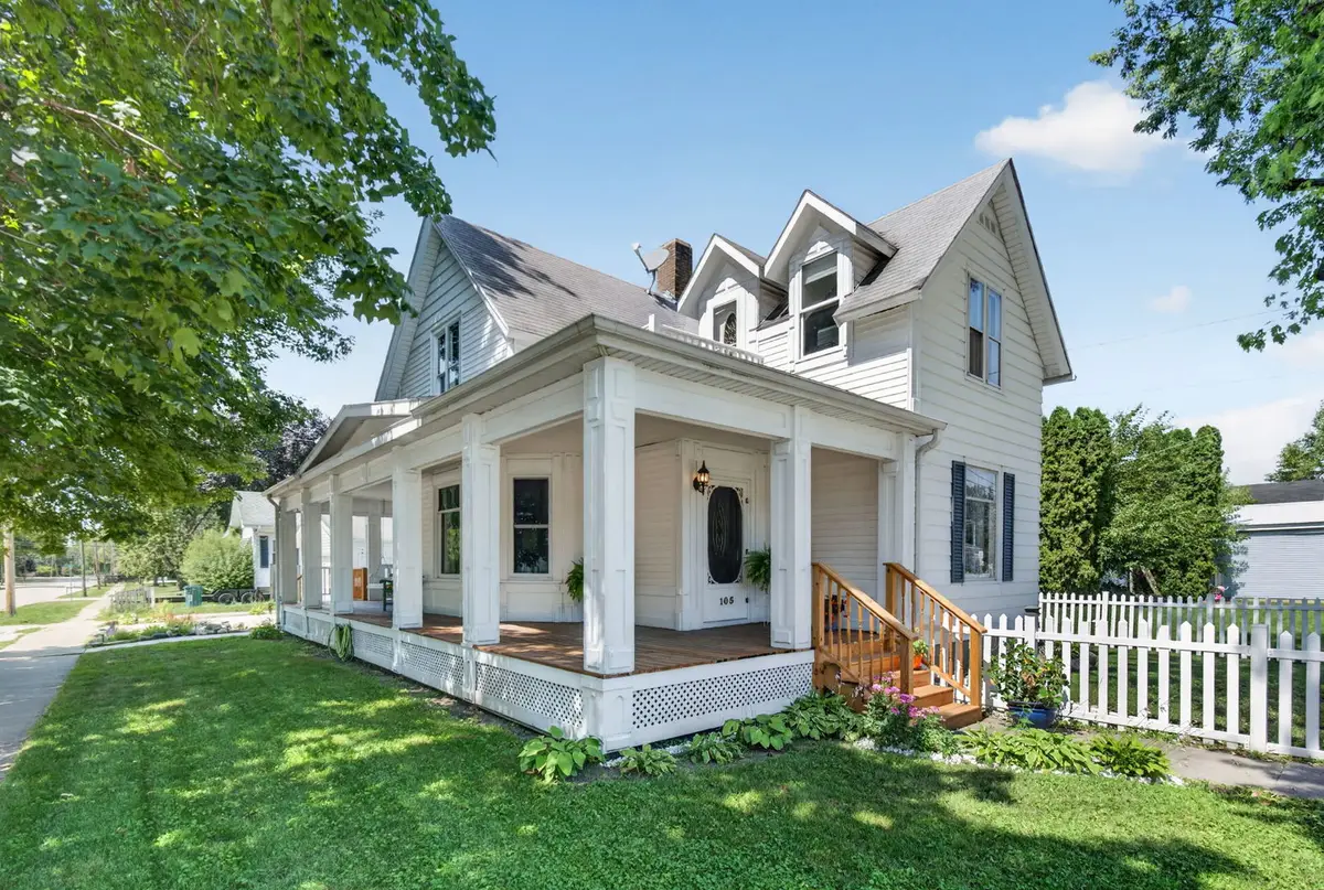 105 N Main St, Seneca, IL 61360 - #1