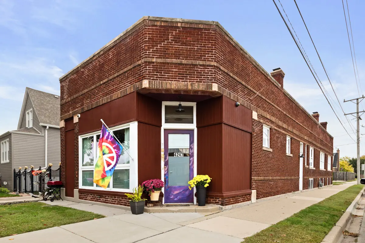 4247 Grove Avenue, Brookfield, IL 60513 - #1