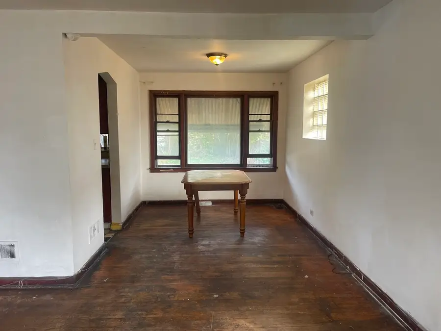 2313 S 17th Avenue, Broadview, IL 60155 - #3