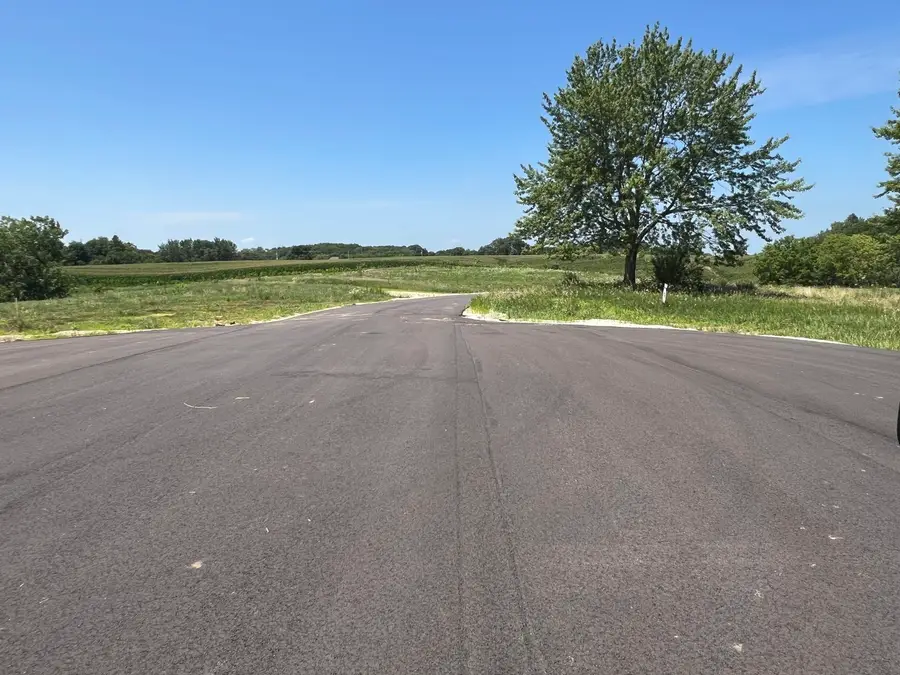 #2 277th Avenue, Le Claire, IA 52753 - #3